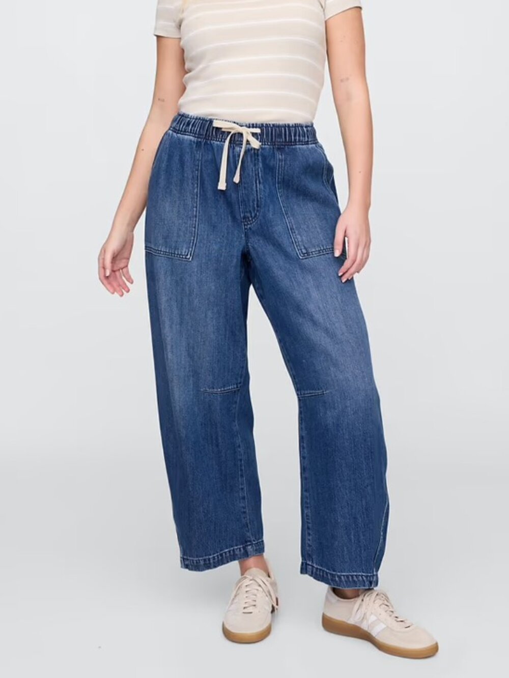 Gap Mid Rise Supersoft Pull-On Barrel Jean Pants Medium Wash